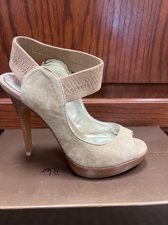 Michael Shannon Beige Suede Peep-Toe High Heels - Picture 2 of 5